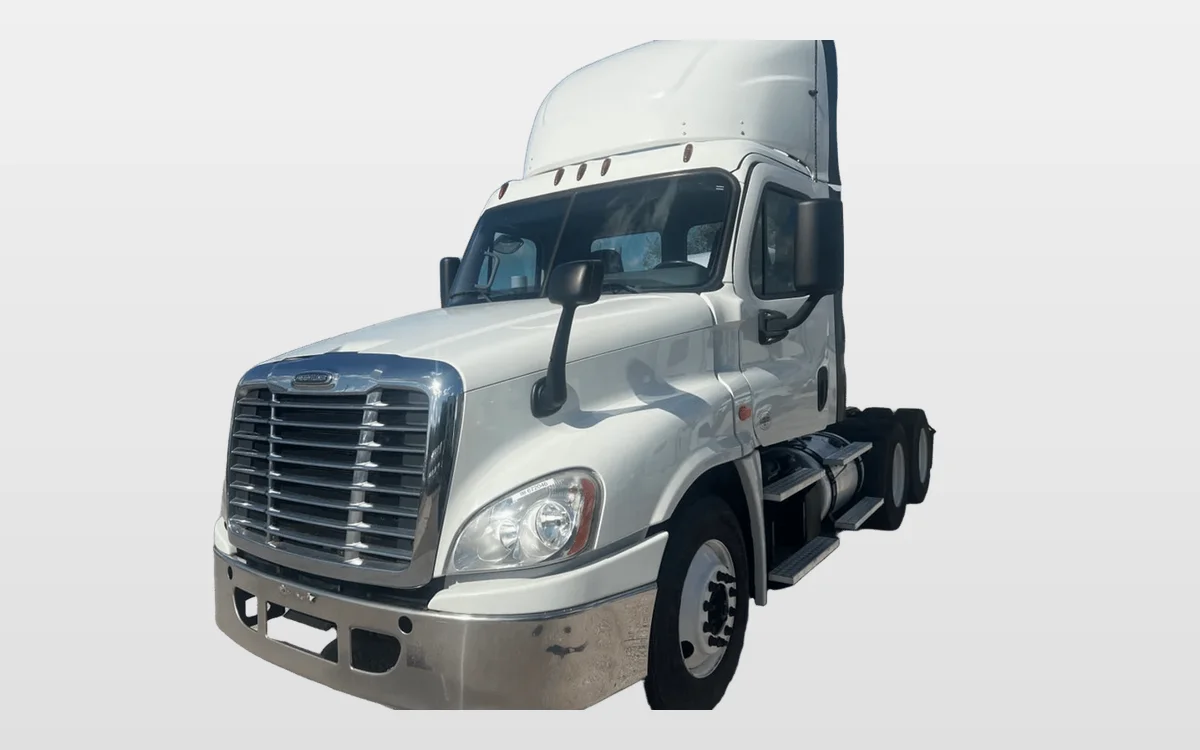 2017 Freightliner - image 1