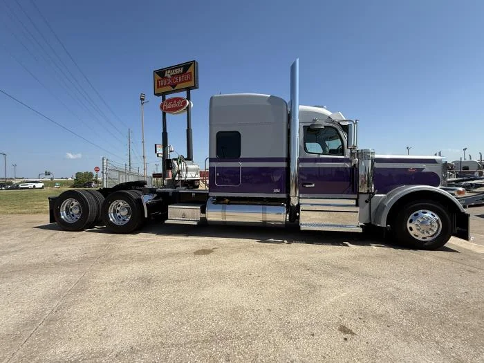 2026 Peterbilt 589 - image 13