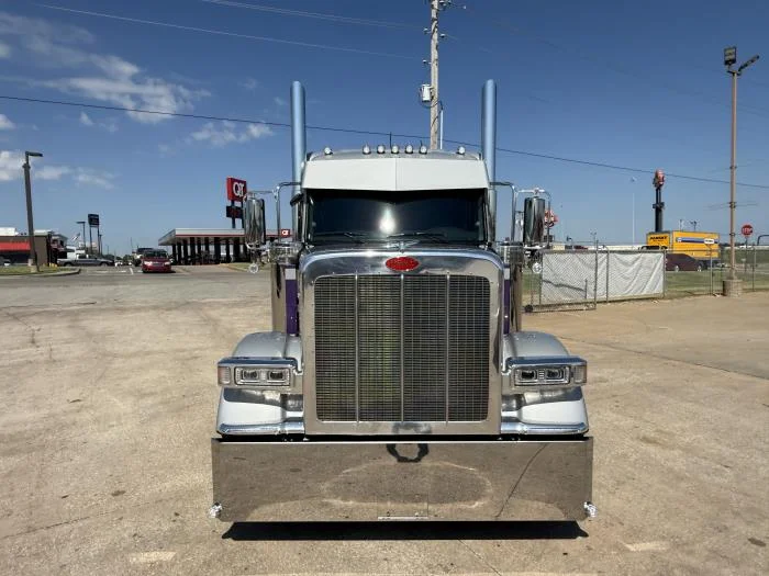 2026 Peterbilt 589 - image 8