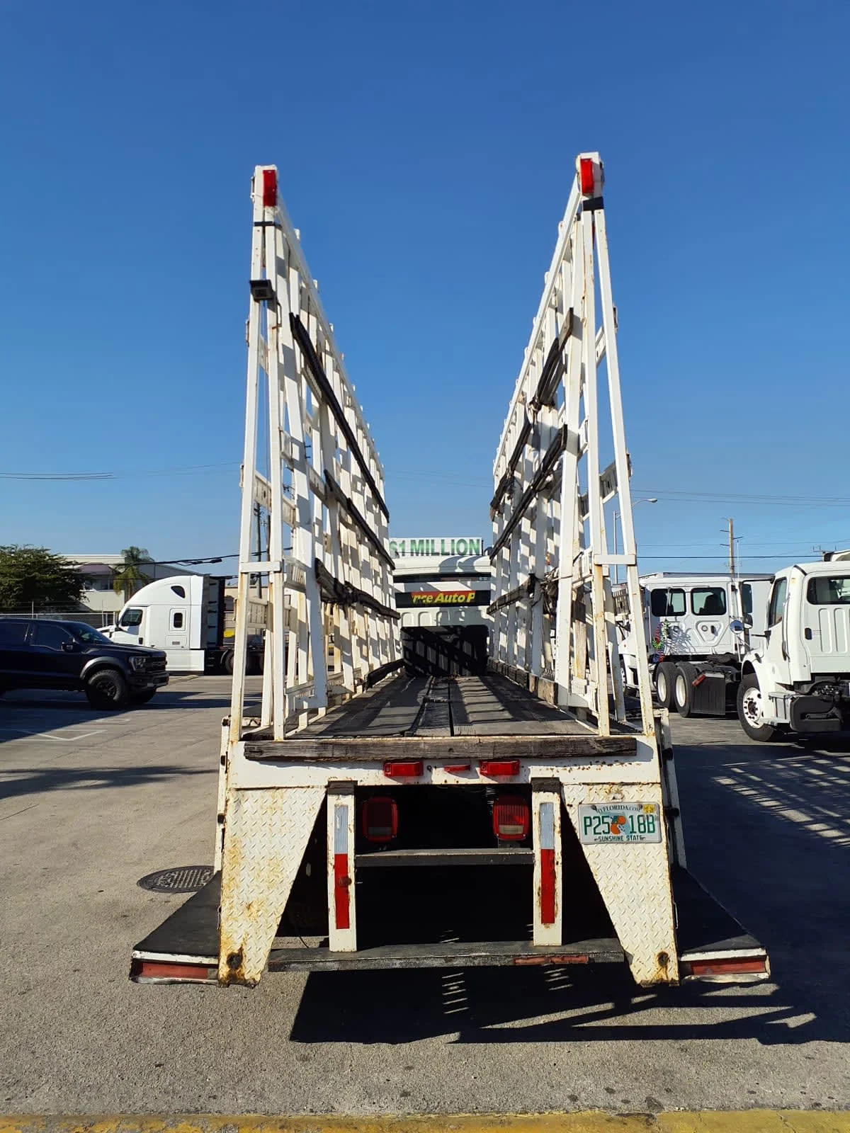 2020 Freightliner M2 106 in Davie, FL — photo 5
