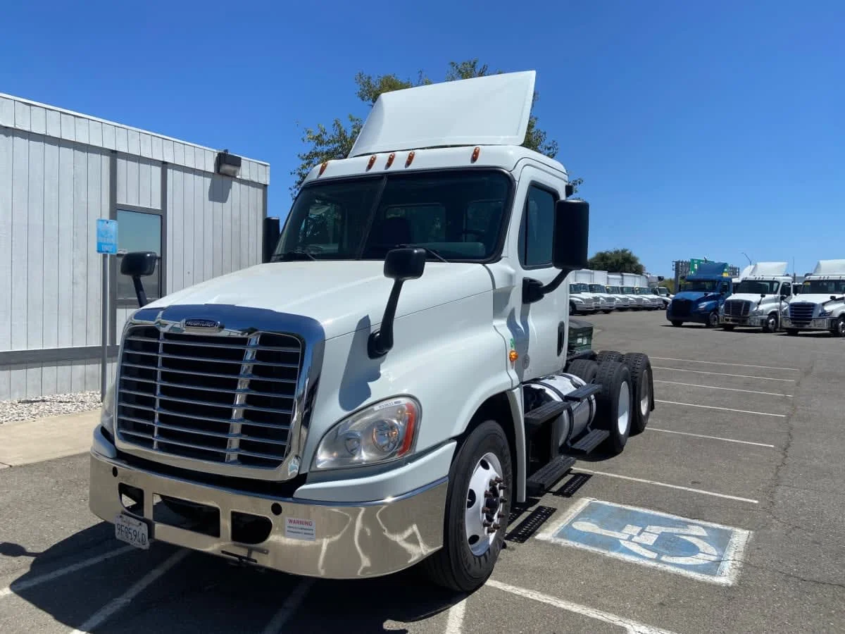 2019 Freightliner Cascadia in West Sacramento, CA