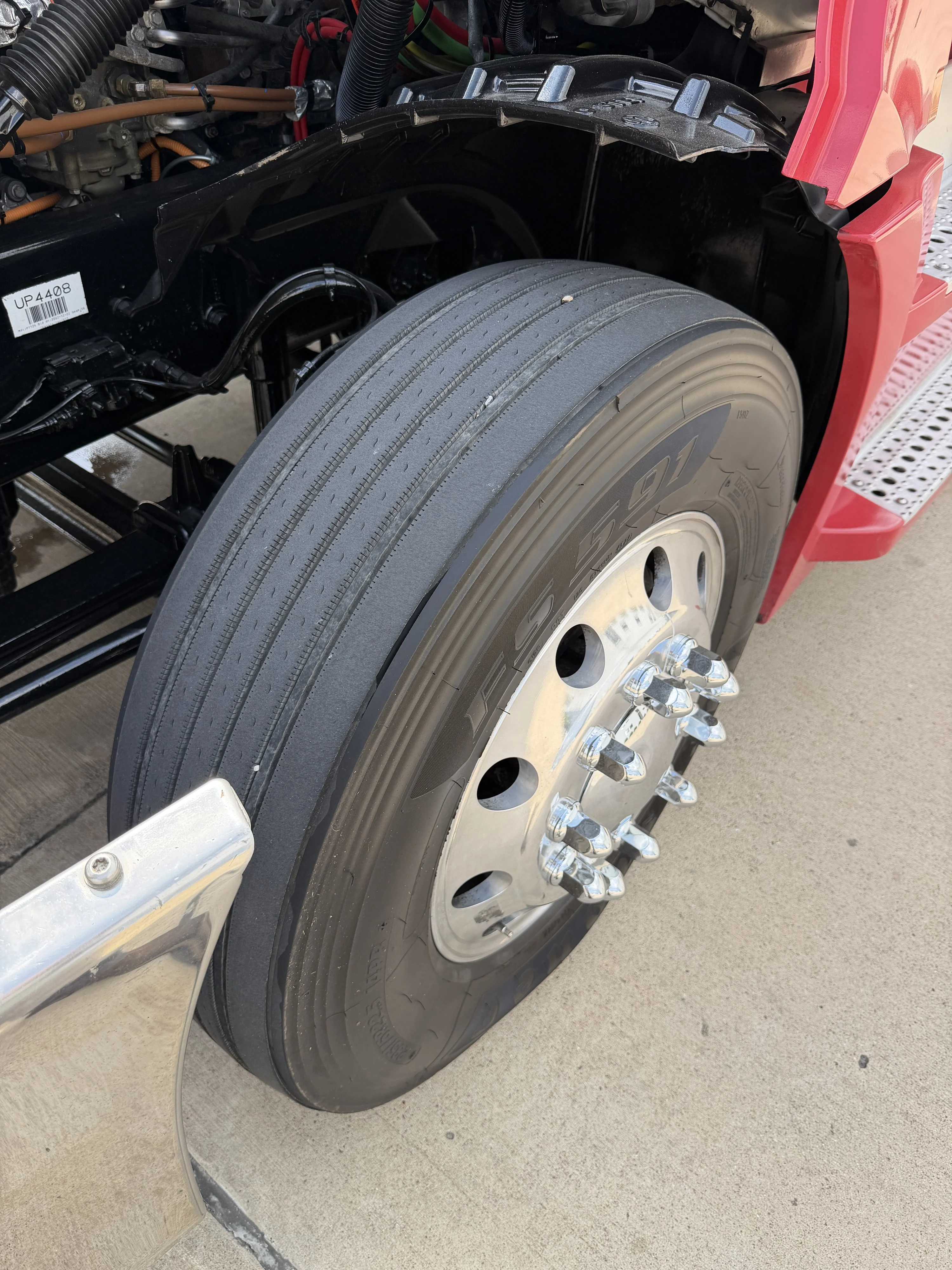 2023 Freightliner Cascadia in Houston, TX — photo 19