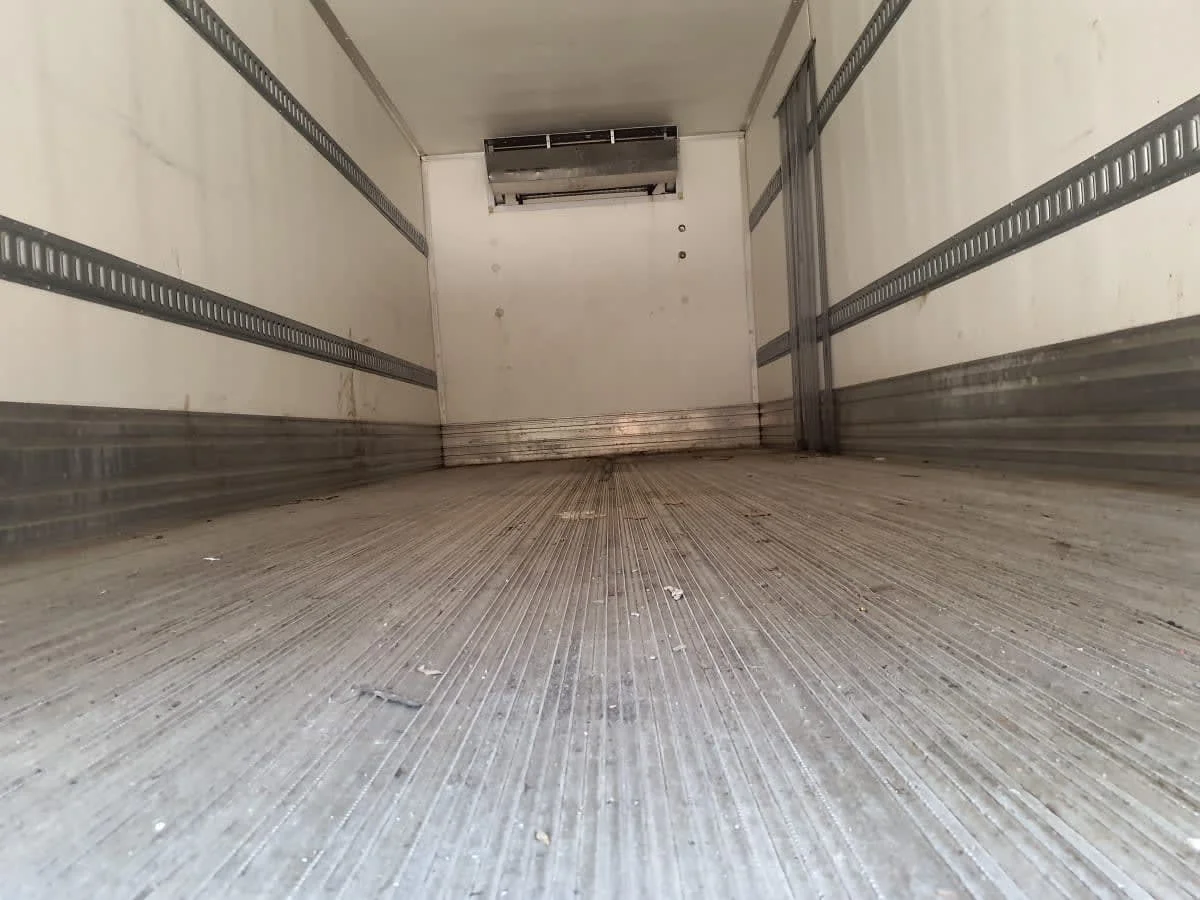 2020 Freightliner M2 106 in Indianapolis, IN — photo 8