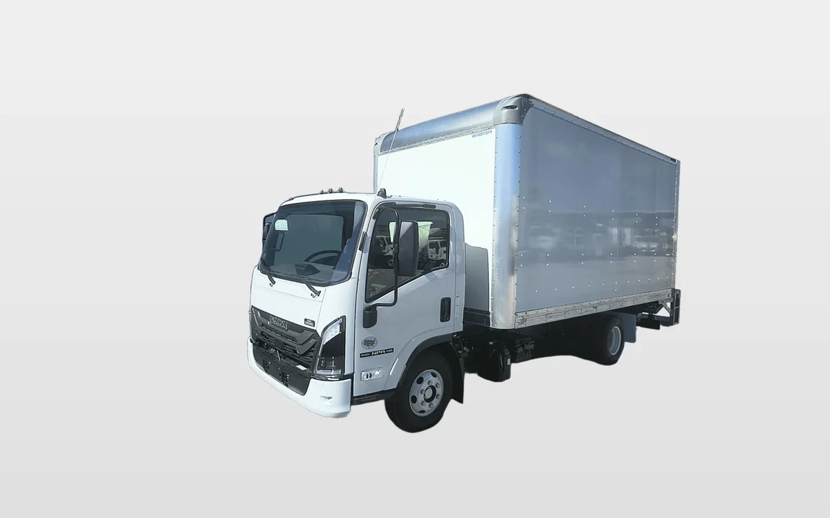 2025 Isuzu - image 1