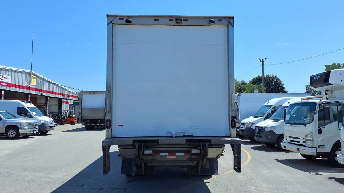 2019 Freightliner M2 106 in Salisbury, MA — photo 5