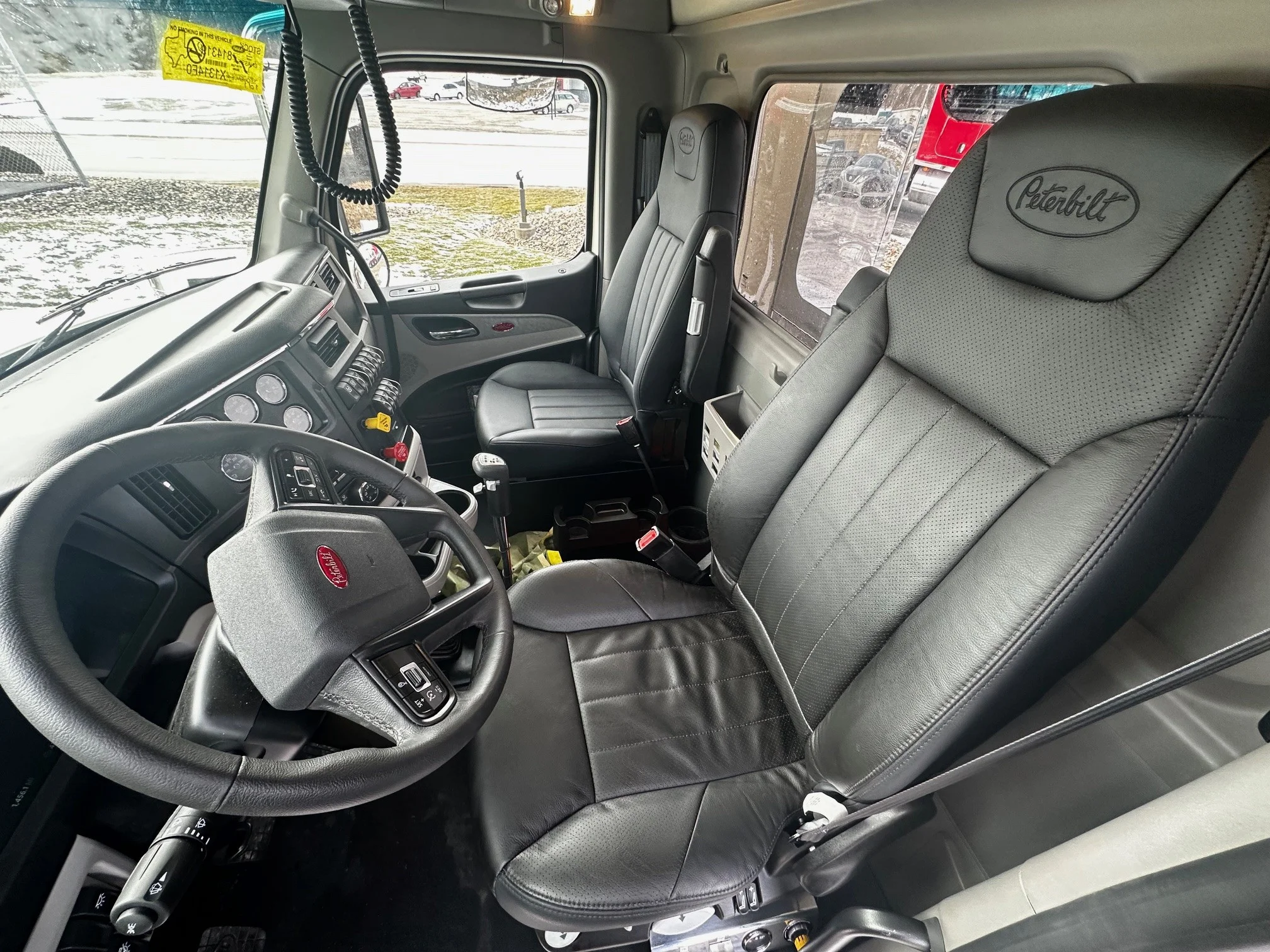 2026 Peterbilt 589 - image 4