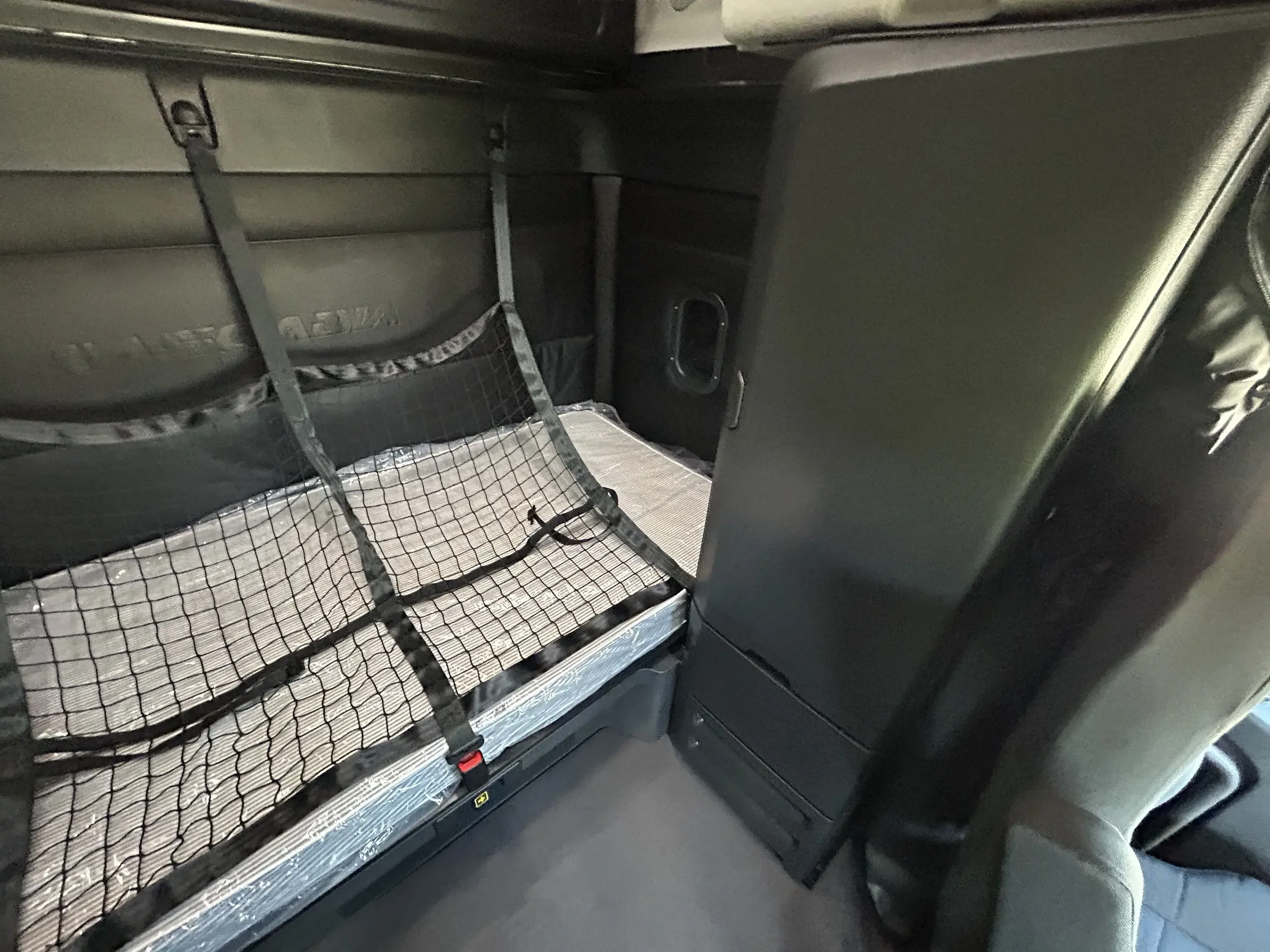 2026 Freightliner Cascadia - image 15