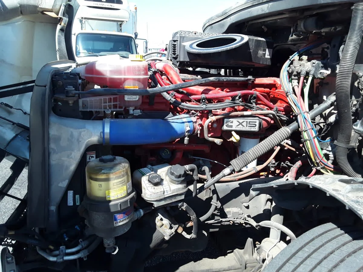 2019 Freightliner Cascadia in Allentown, PA — photo 8
