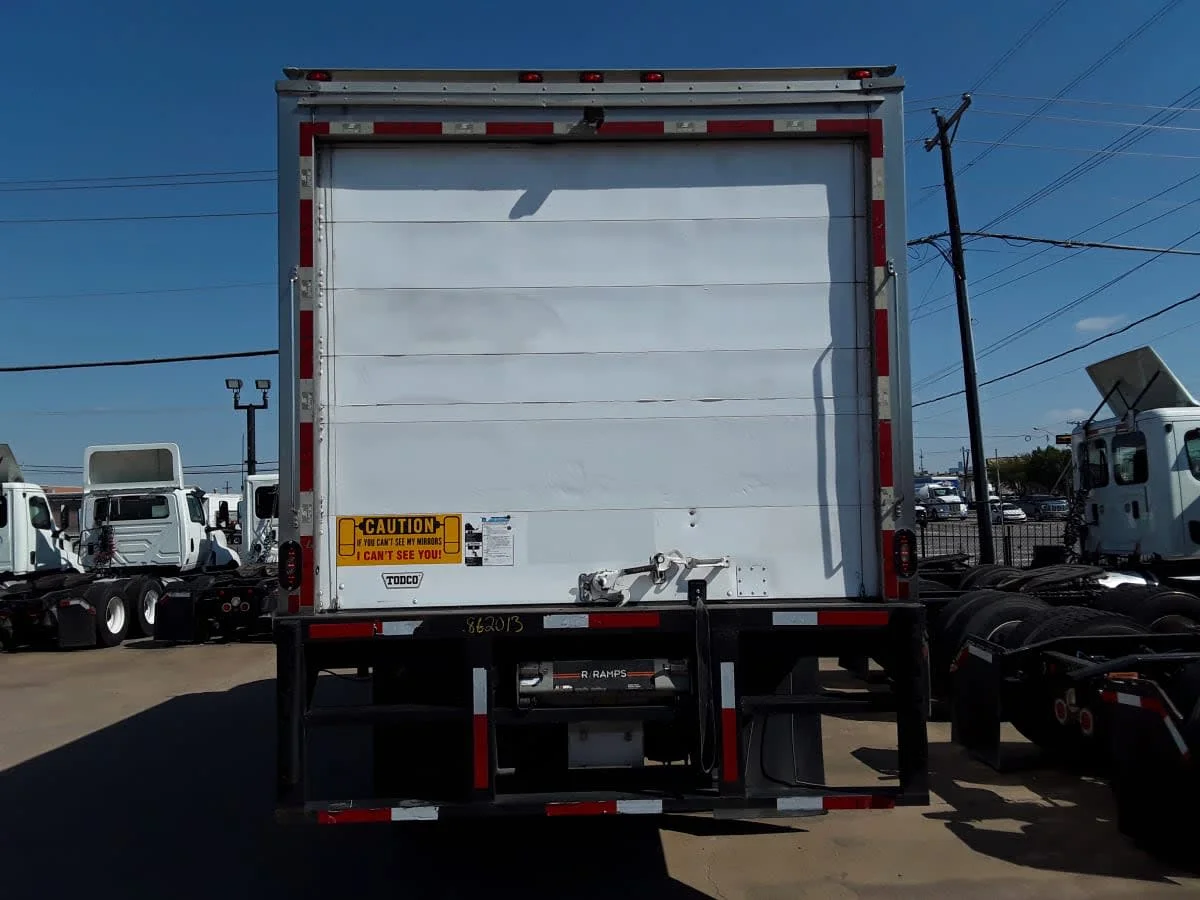 2019 International 4300 in Oklahoma City, OK — photo 5