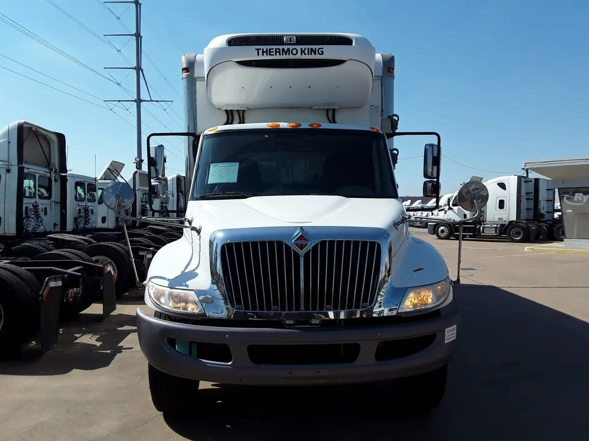 2019 International 4300 in Oklahoma City, OK — photo 2