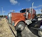 2023 Kenworth W900 in GA — photo 8
