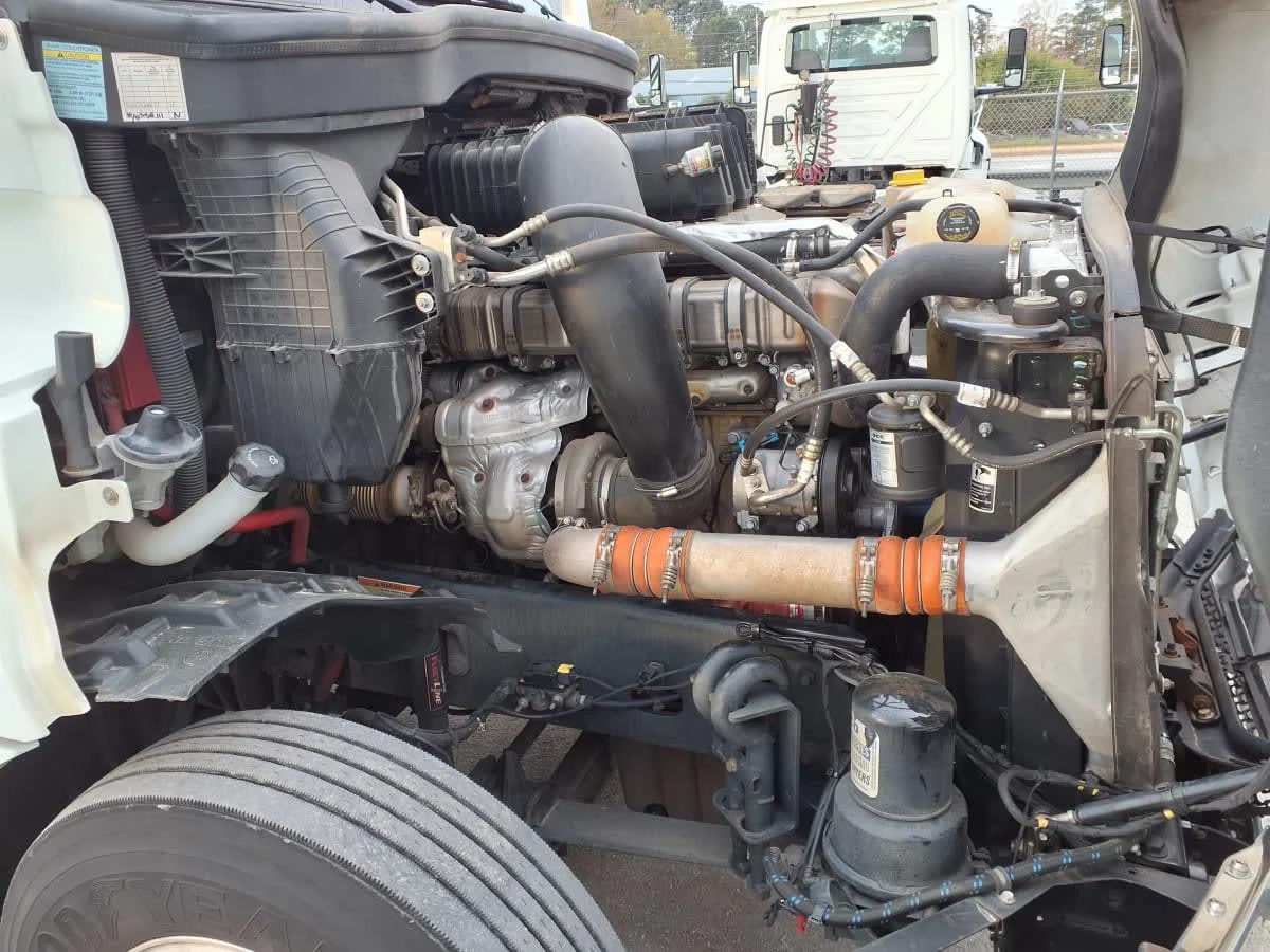2020 Freightliner Cascadia in Greenville, SC — photo 14