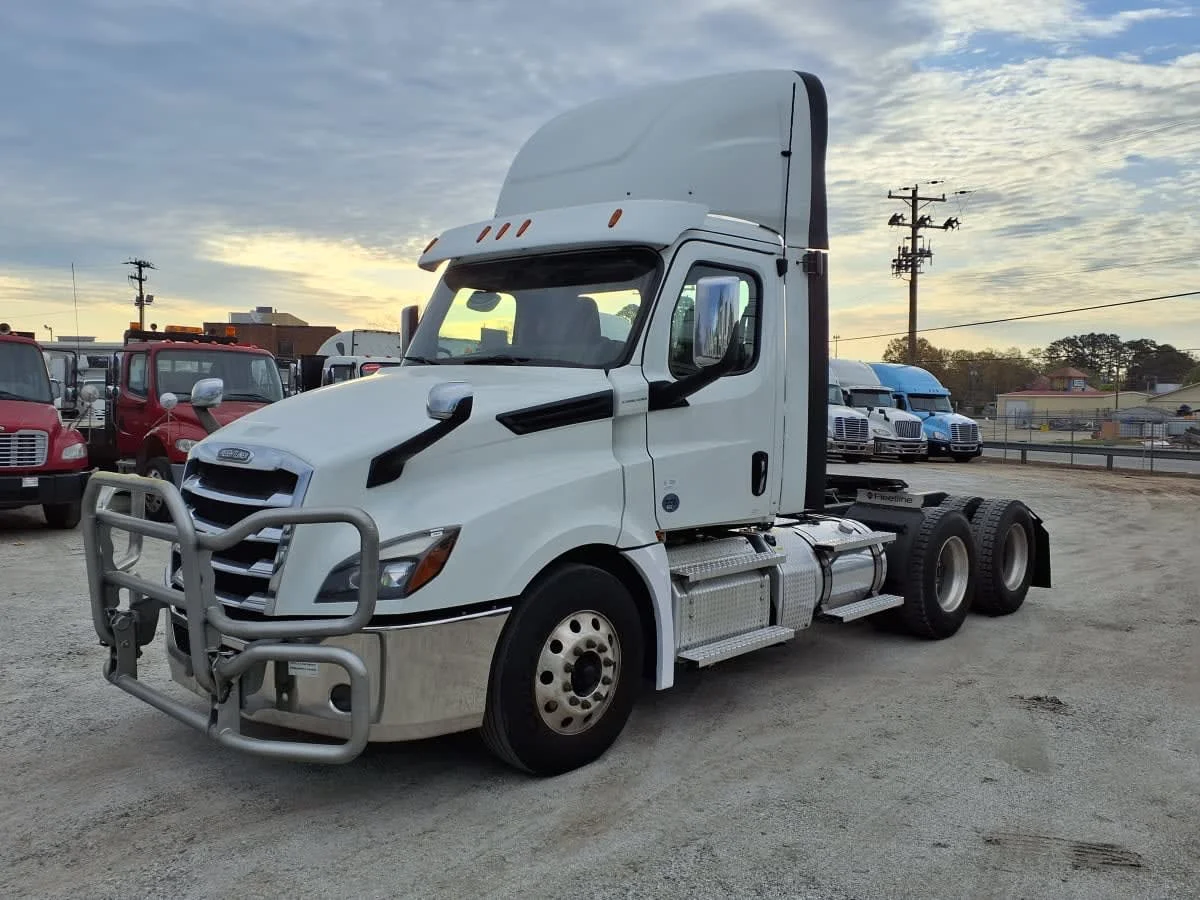 2020 Freightliner Cascadia in Greenville, SC