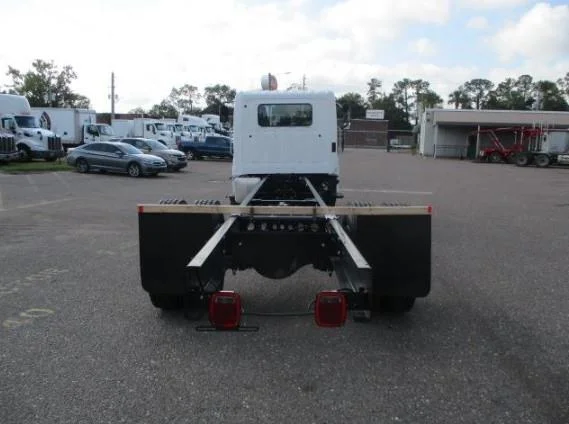 2026 Hino L6 - image 5