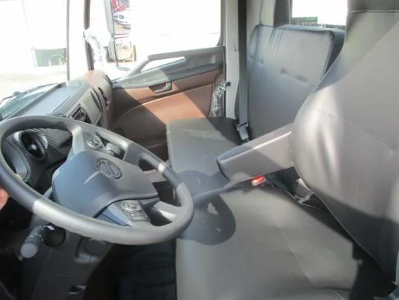 2026 Hino L6 - image 11