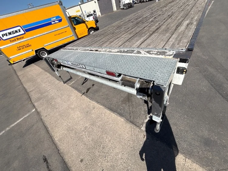 2019 Freightliner eM2 in Fresno, CA — photo 9