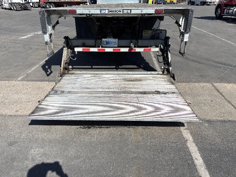 2019 Freightliner eM2 in Fresno, CA — photo 8