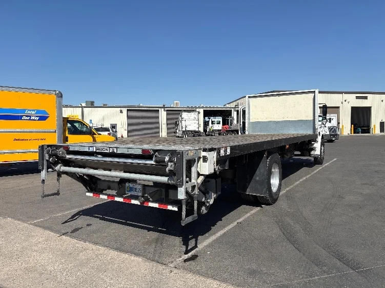 2019 Freightliner eM2 in Fresno, CA — photo 10