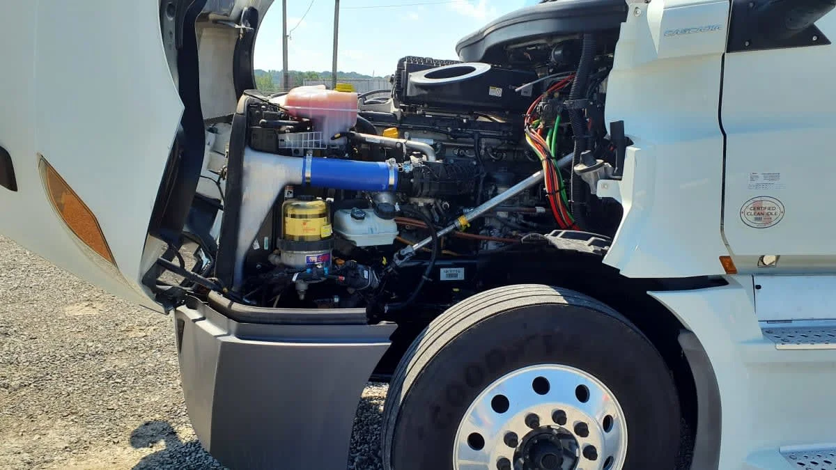 2022 Freightliner Cascadia in Birmingham, AL — photo 8