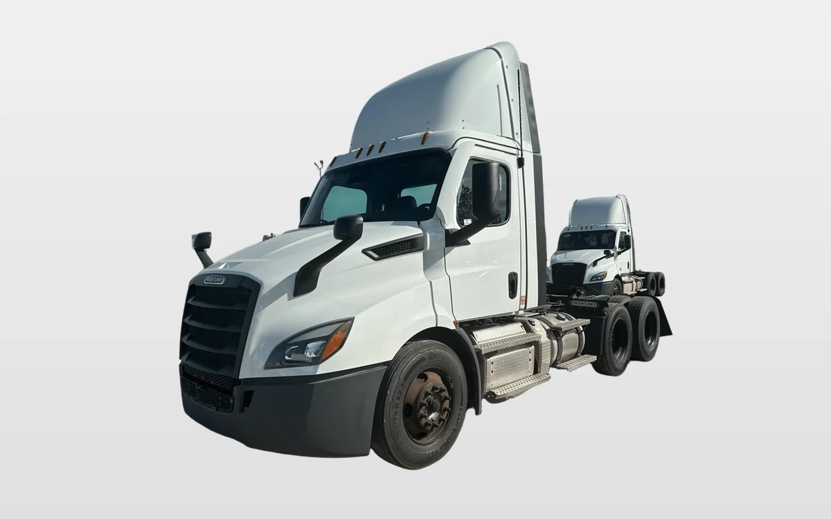 2021 Freightliner - image 1