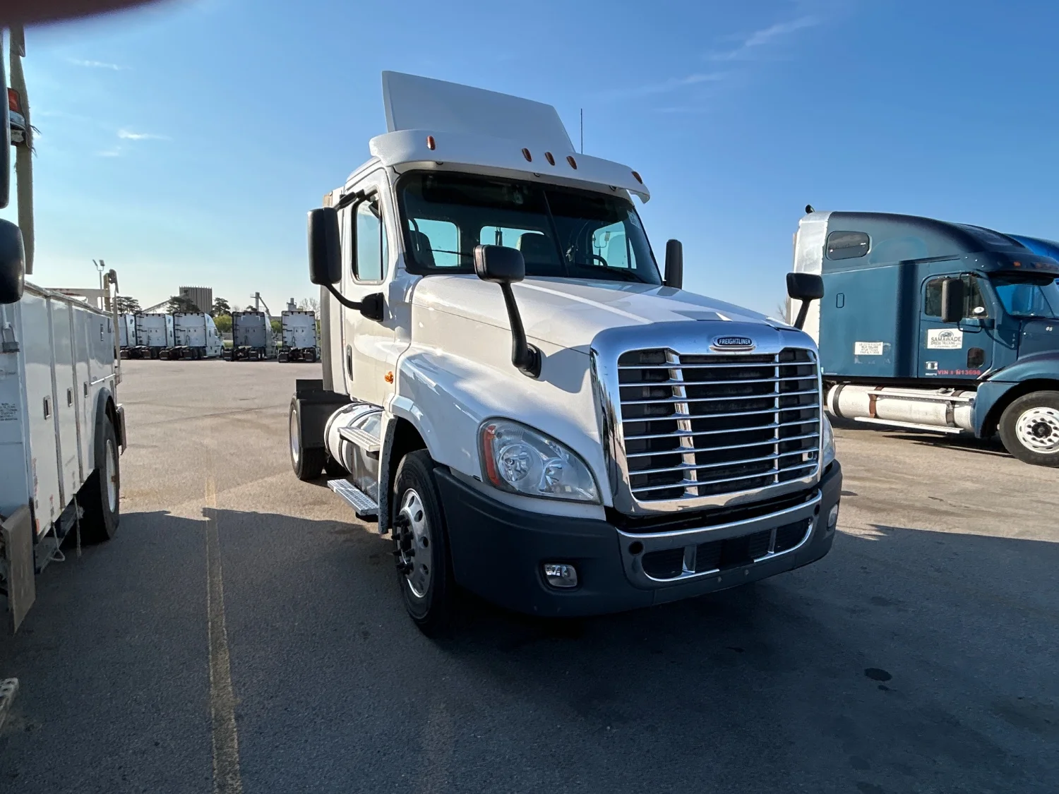 2018 Freightliner Cascadia in Dayton, OH — photo 3