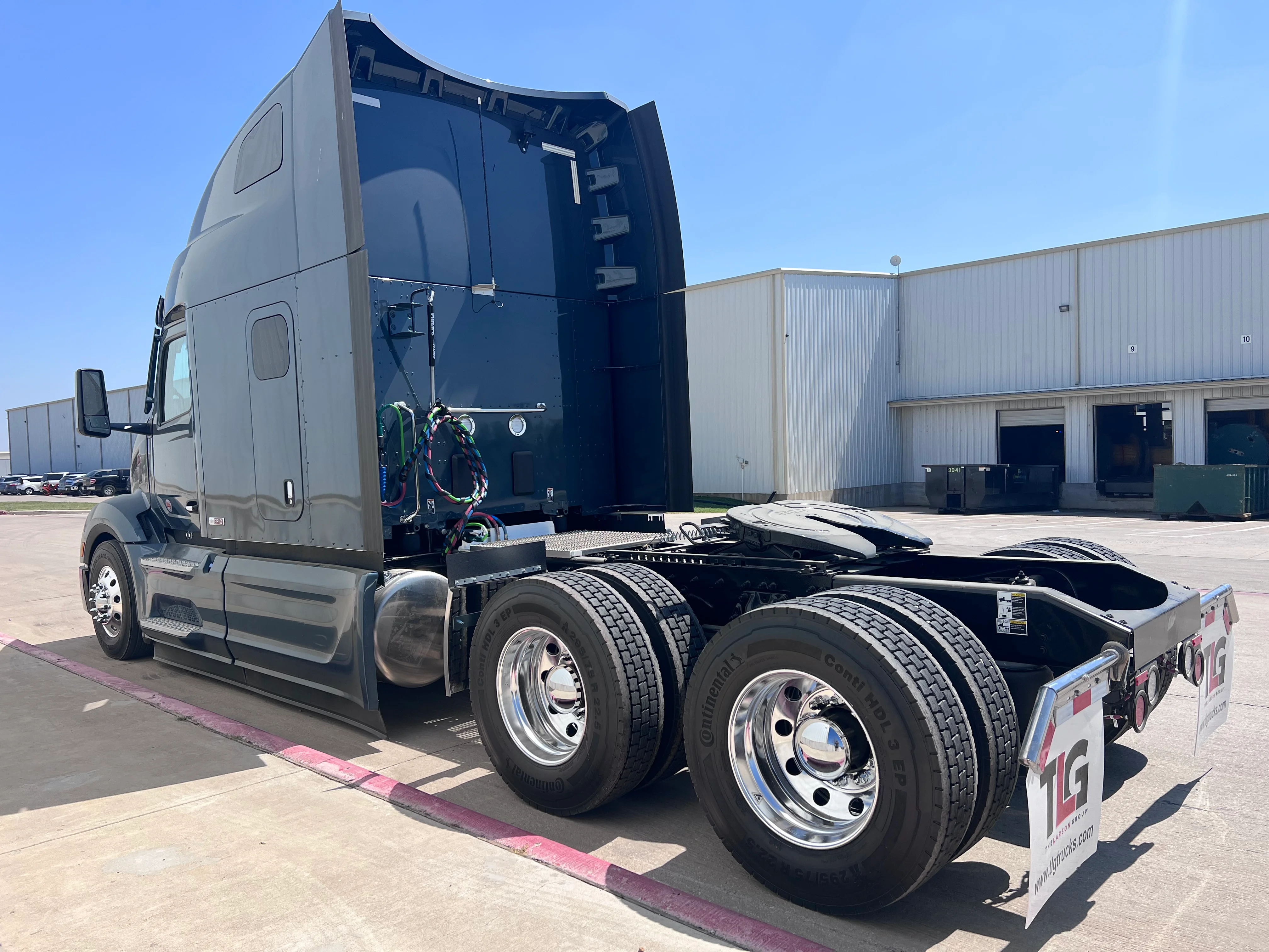 2027 Peterbilt 579 in Tallahassee, FL — photo 3