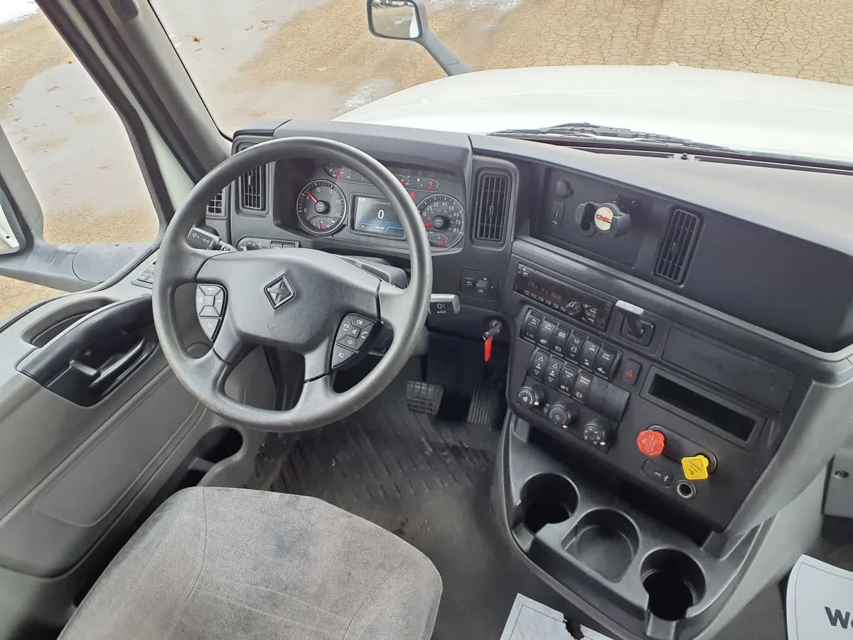 2020 International LT in Wayland, MI — photo 7