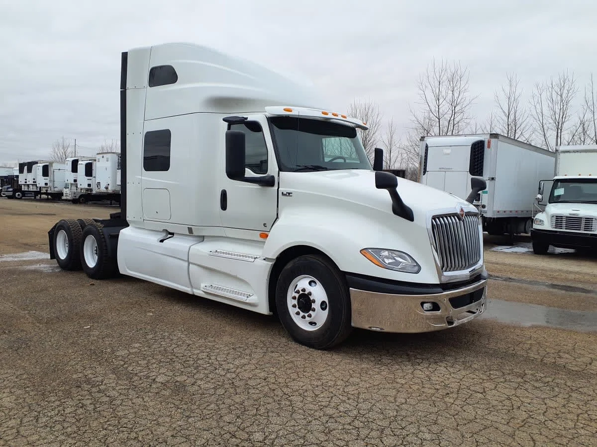 2020 International LT in Wayland, MI — photo 3