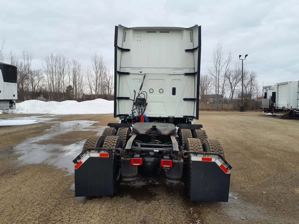 2020 International LT in Wayland, MI — photo 5