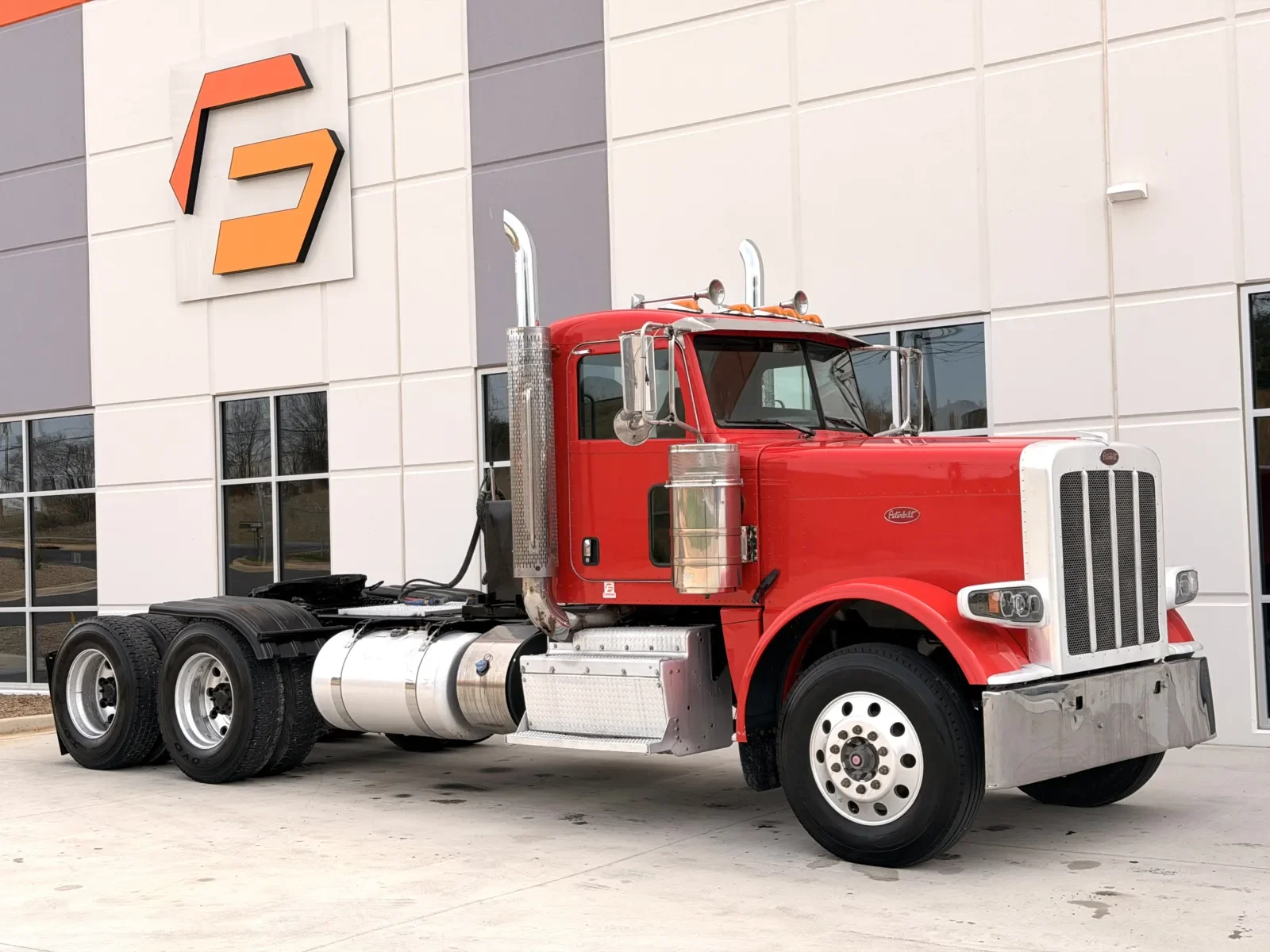 2017 Peterbilt 389 in Greer, SC