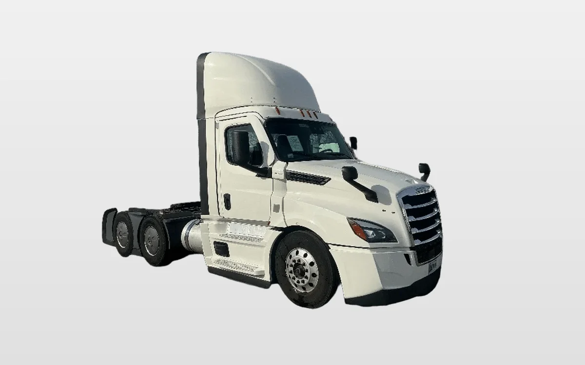 2022 Freightliner - image 1
