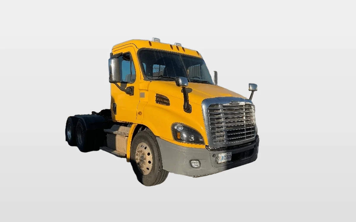 2019 Freightliner - image 1