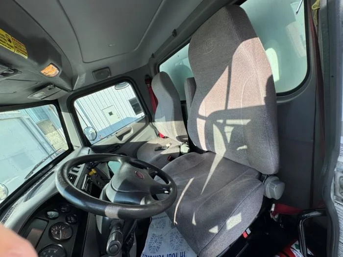 2020 Peterbilt 337 - image 25