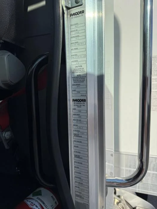 2020 Peterbilt 337 - image 31