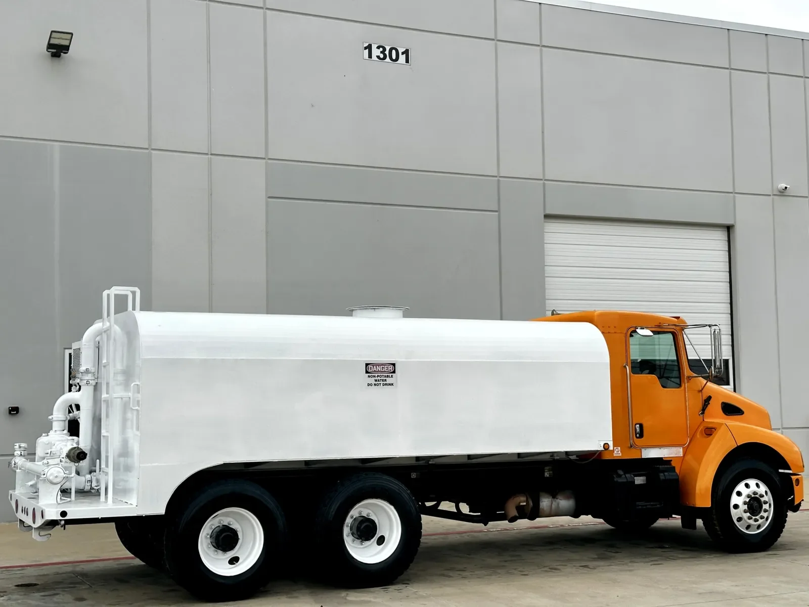 2003 Kenworth in Hutchins, TX — photo 5