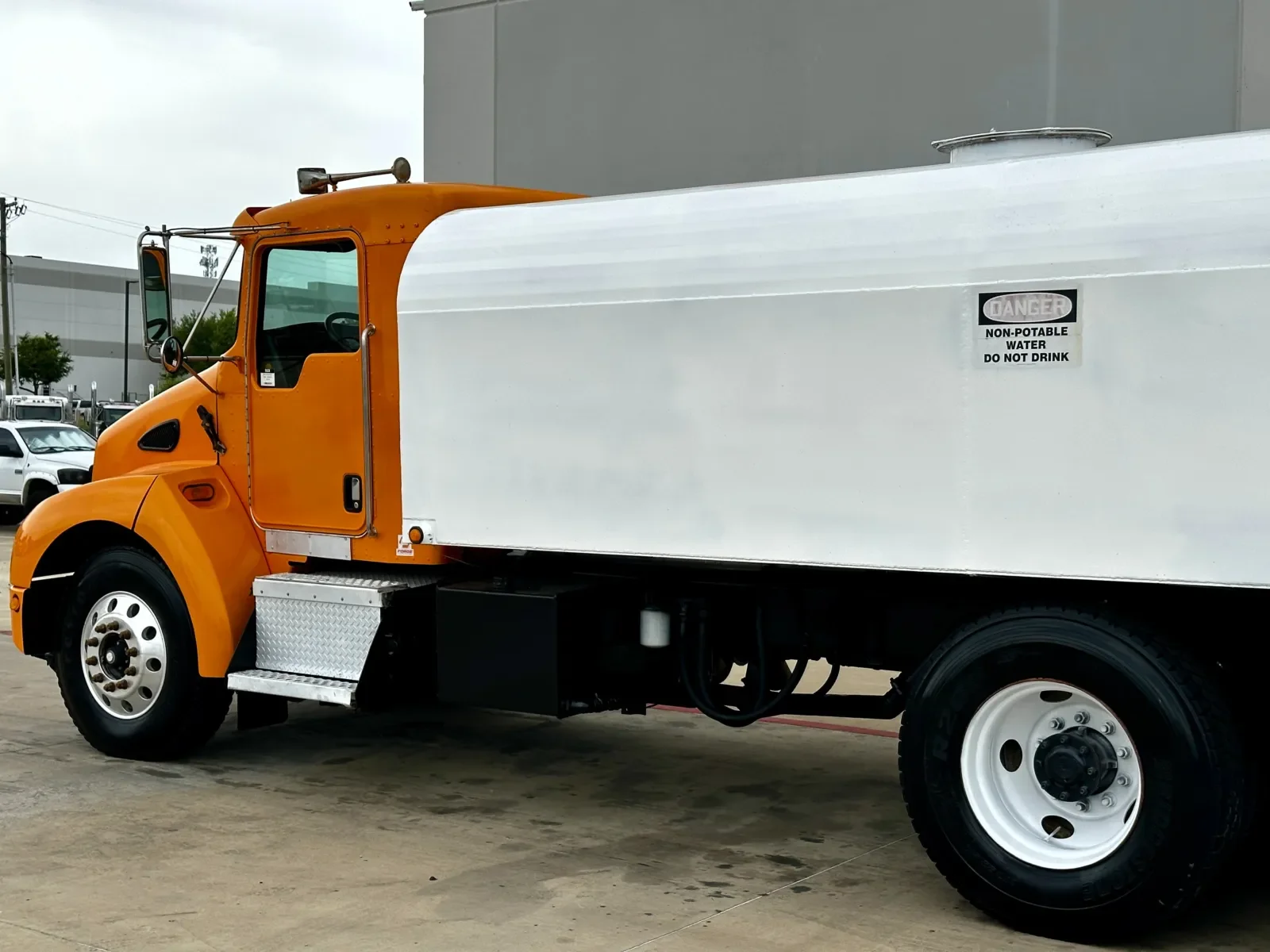 2003 Kenworth in Hutchins, TX — photo 8