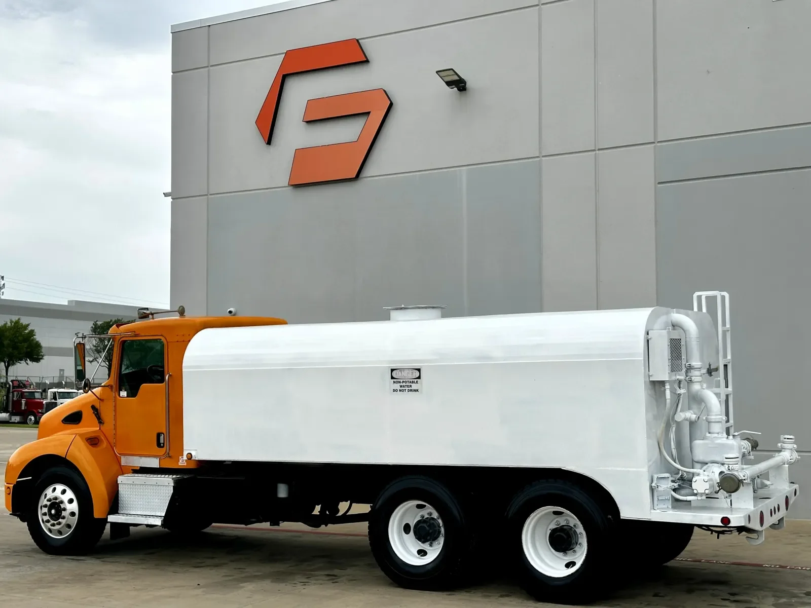 2003 Kenworth in Hutchins, TX — photo 6