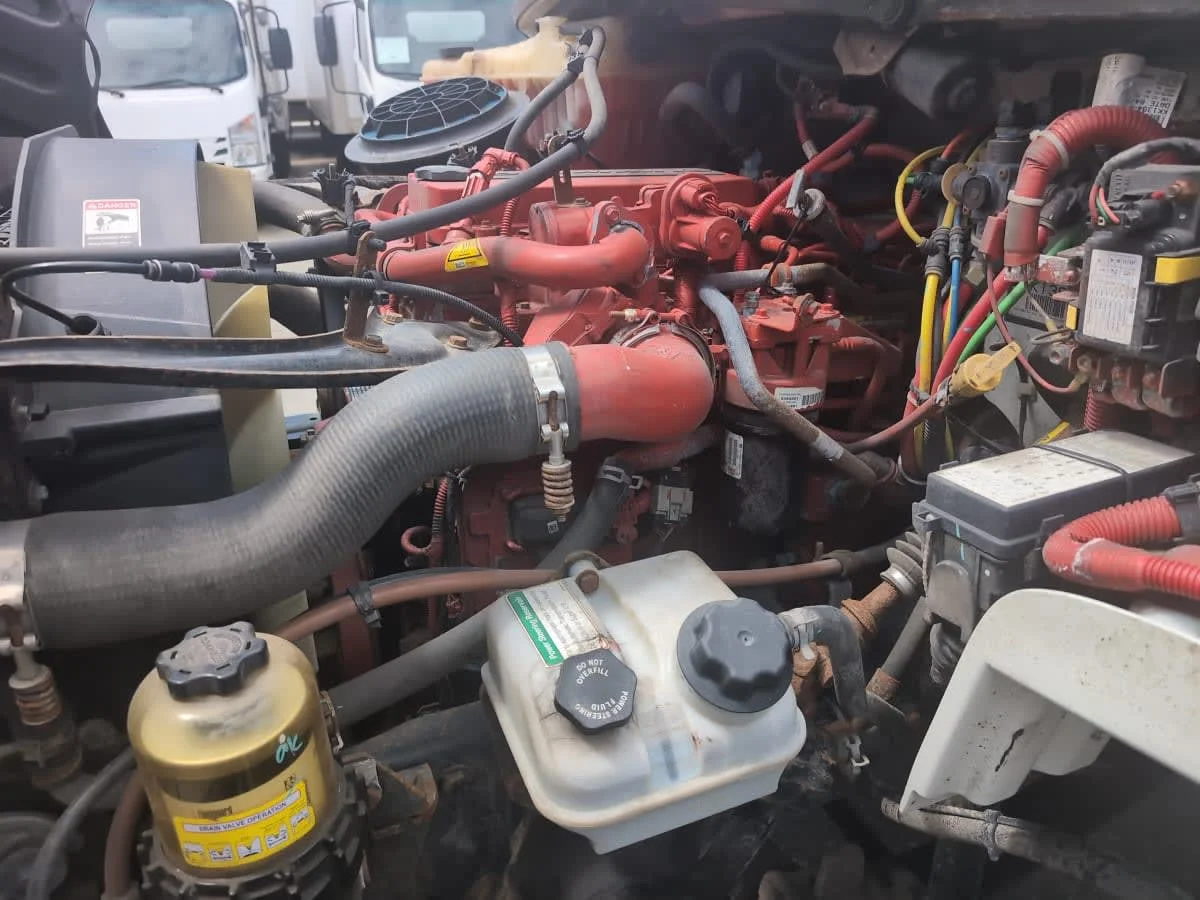 2019 Freightliner M2 106 in Salisbury, MA — photo 9
