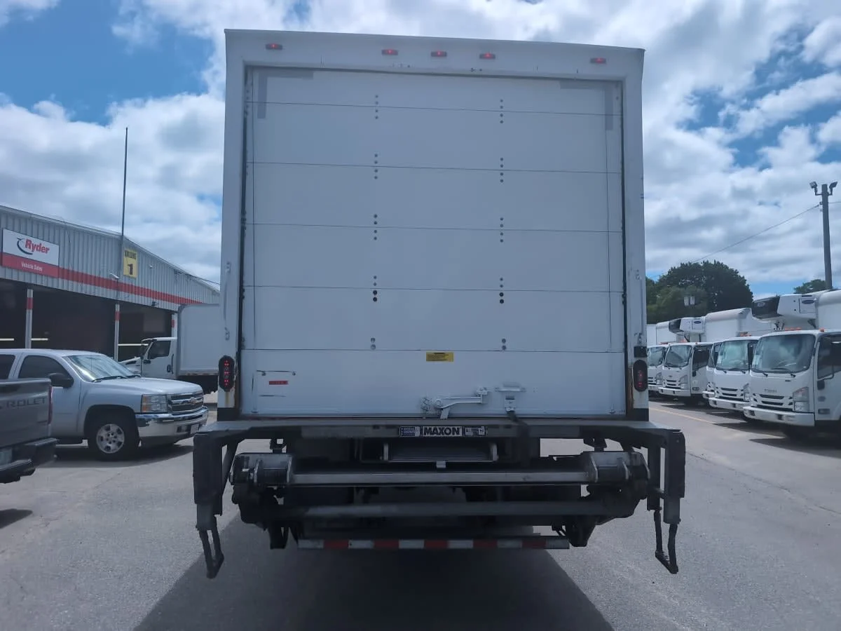 2019 Freightliner M2 106 in Salisbury, MA — photo 5