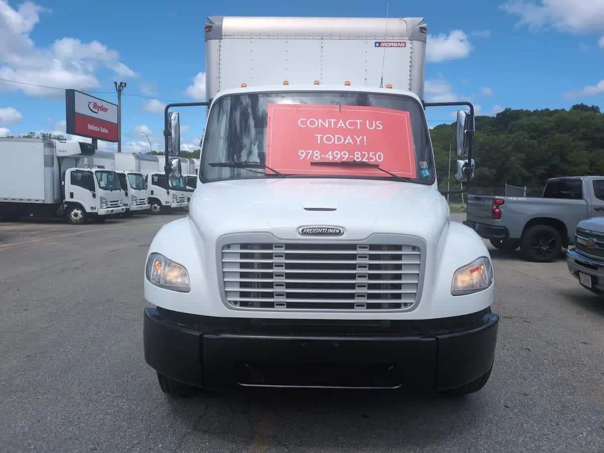 2019 Freightliner M2 106 in Salisbury, MA — photo 2