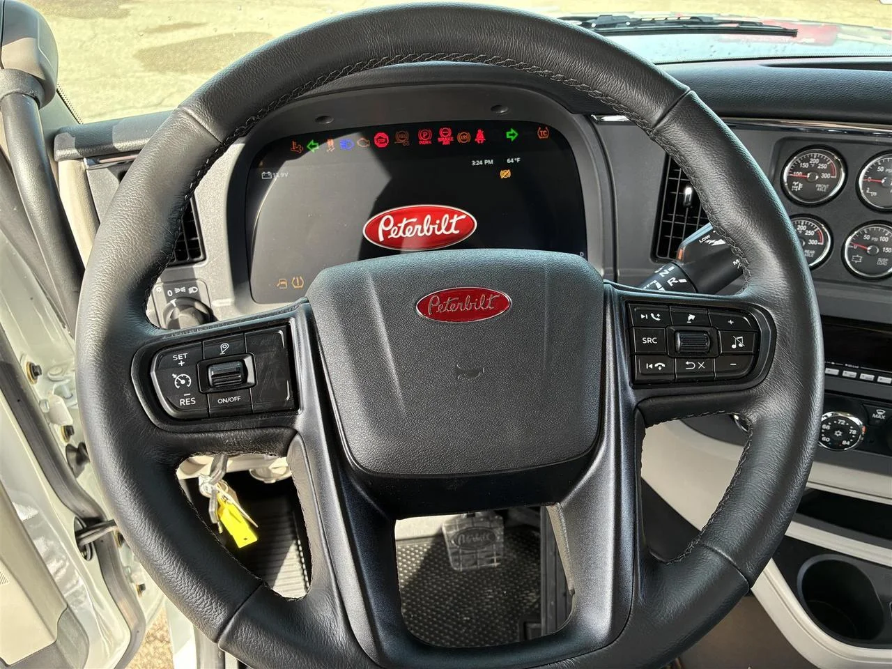 2027 Peterbilt 567 in Rochester, MN — photo 8