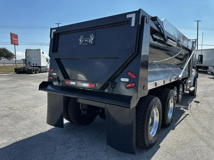 2026 Peterbilt 548 in Austin, TX — photo 10