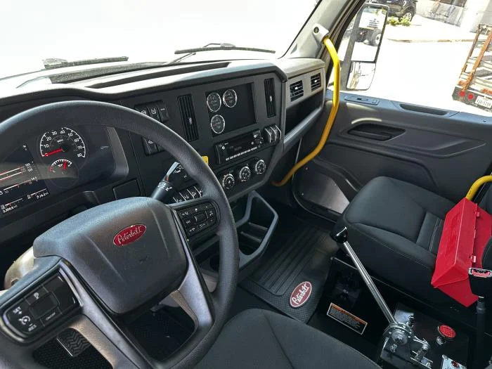 2026 Peterbilt 548 in Austin, TX — photo 14