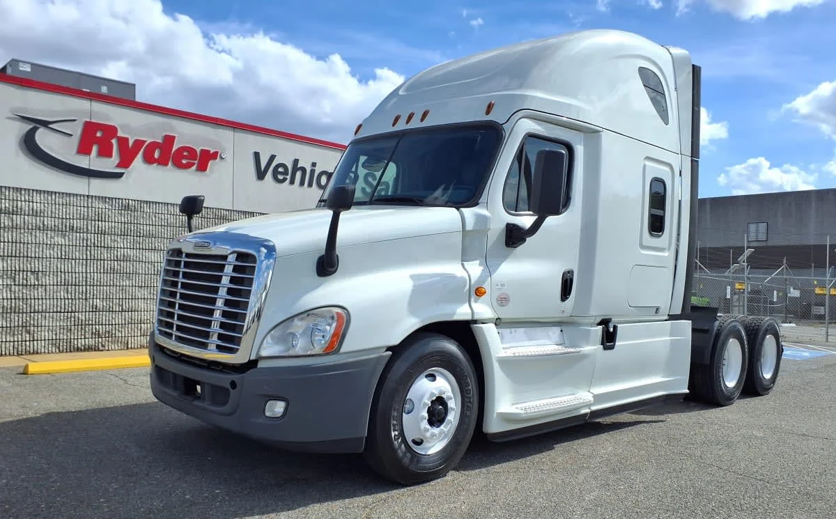 2020 Freightliner Cascadia in Memphis, TN