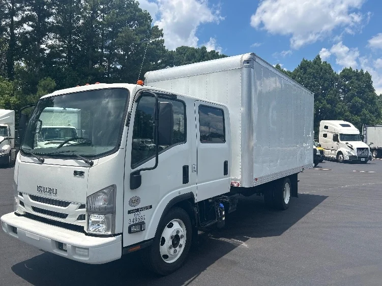 2020 Isuzu NQR in Norcross, GA — photo 3