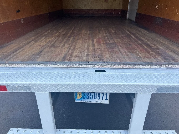 2020 Isuzu NQR in Norcross, GA — photo 9