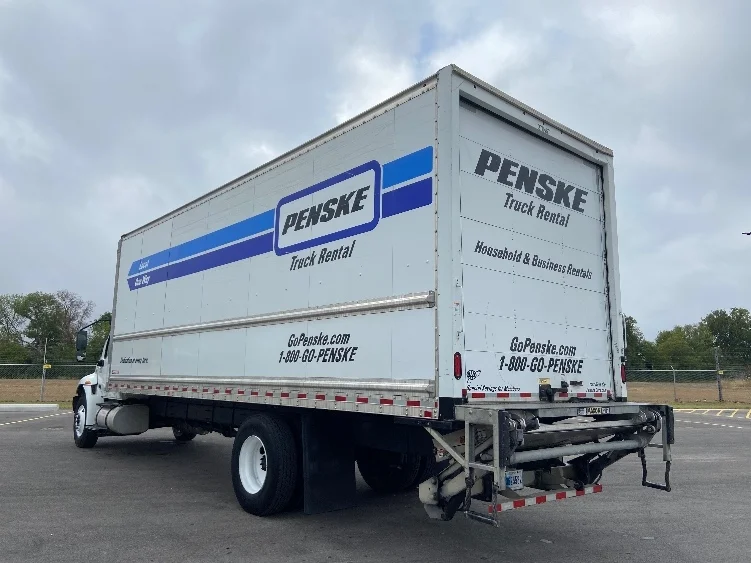 2021 International MV - image 6