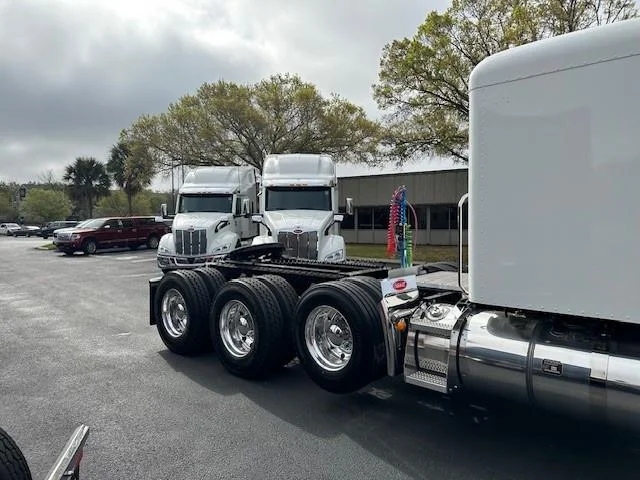 2027 Peterbilt 589 in Tampa, FL — photo 7