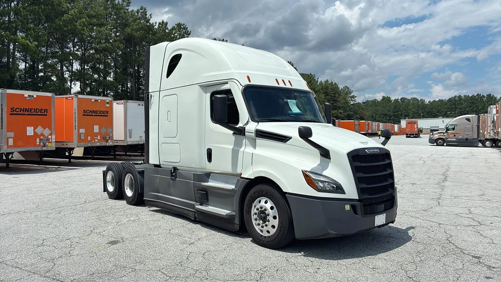 2023 Freightliner Cascadia in Atlanta, GA