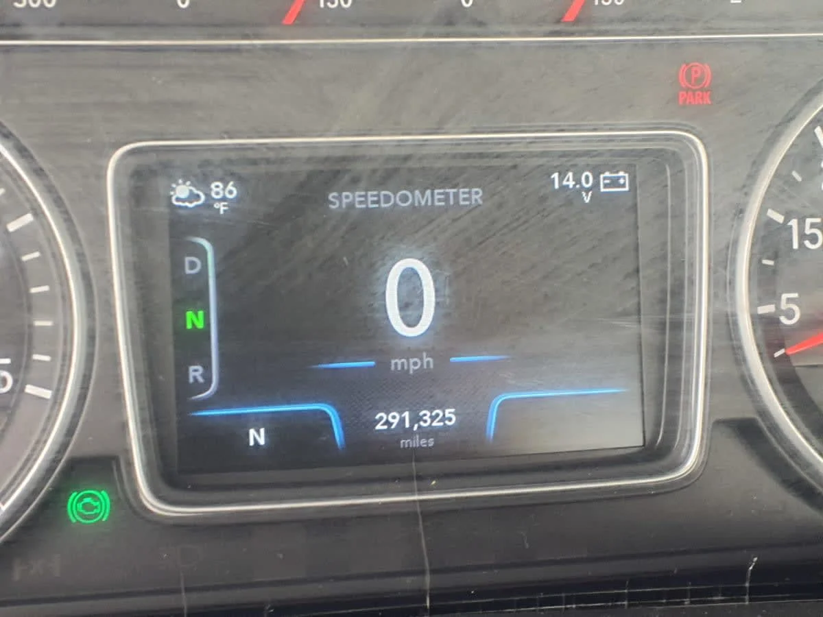 2019 International LT in Altoona, IA — photo 9